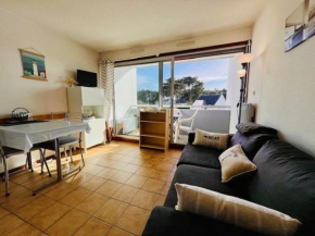 Charme à Quiberon : 2 pièces cosy, proche plage, balcon sud, parking inclus - FR-1-478-266